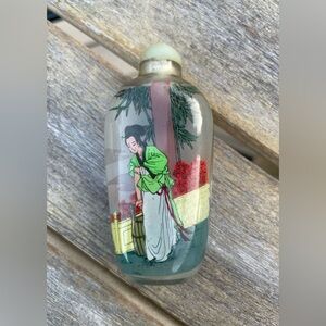 Chinese Reverse Glass Painting of a Maiden Snuff Bottle